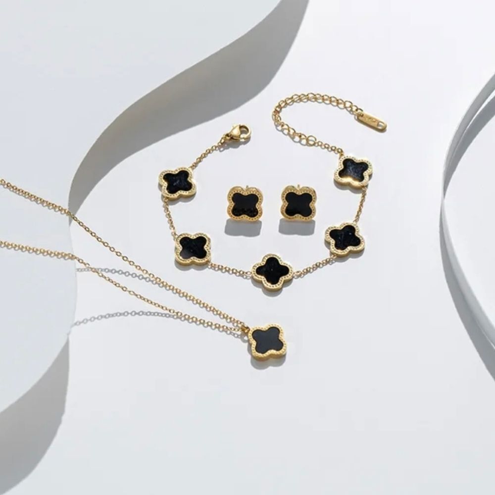 Black Clover Motifs Set of Bracelet Earrings & Necklace